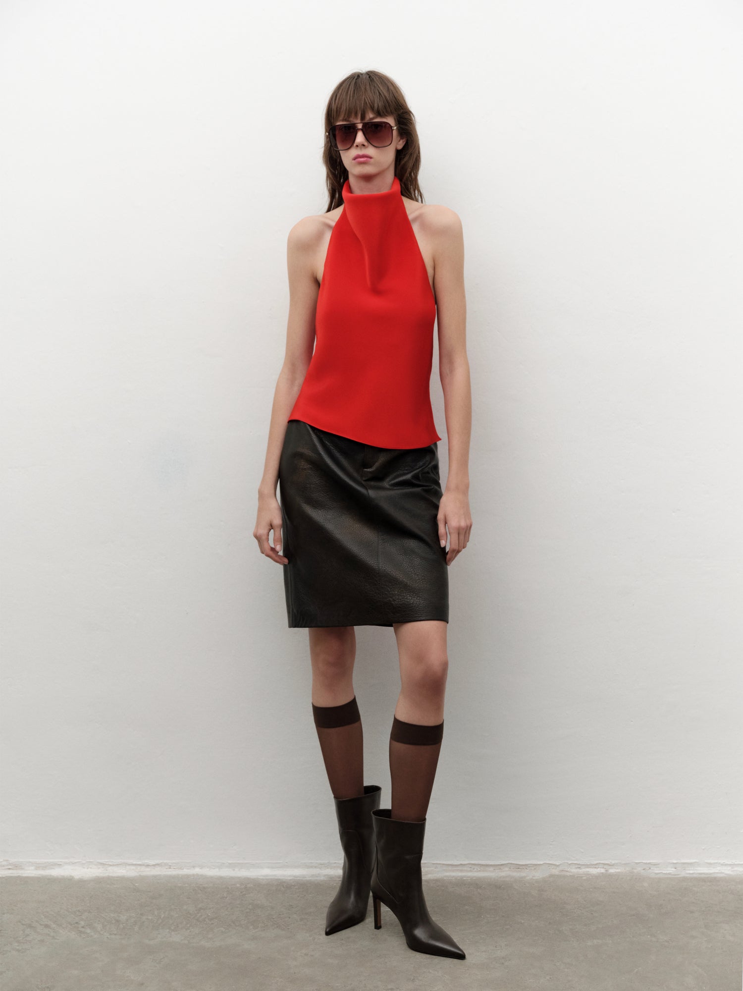 Open-back Halter-neck Top in Black