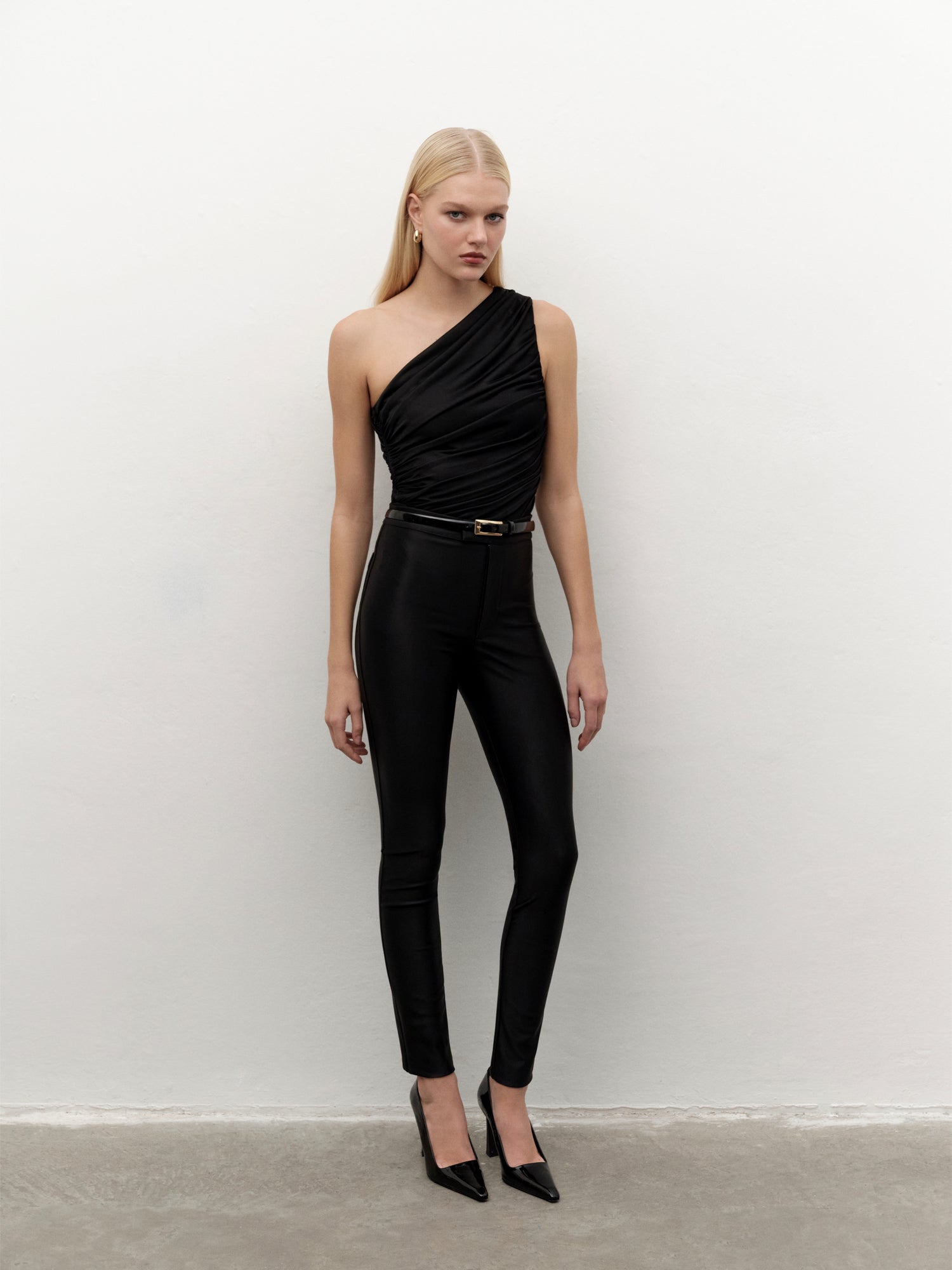 One Shoulder Draped Body in Black
