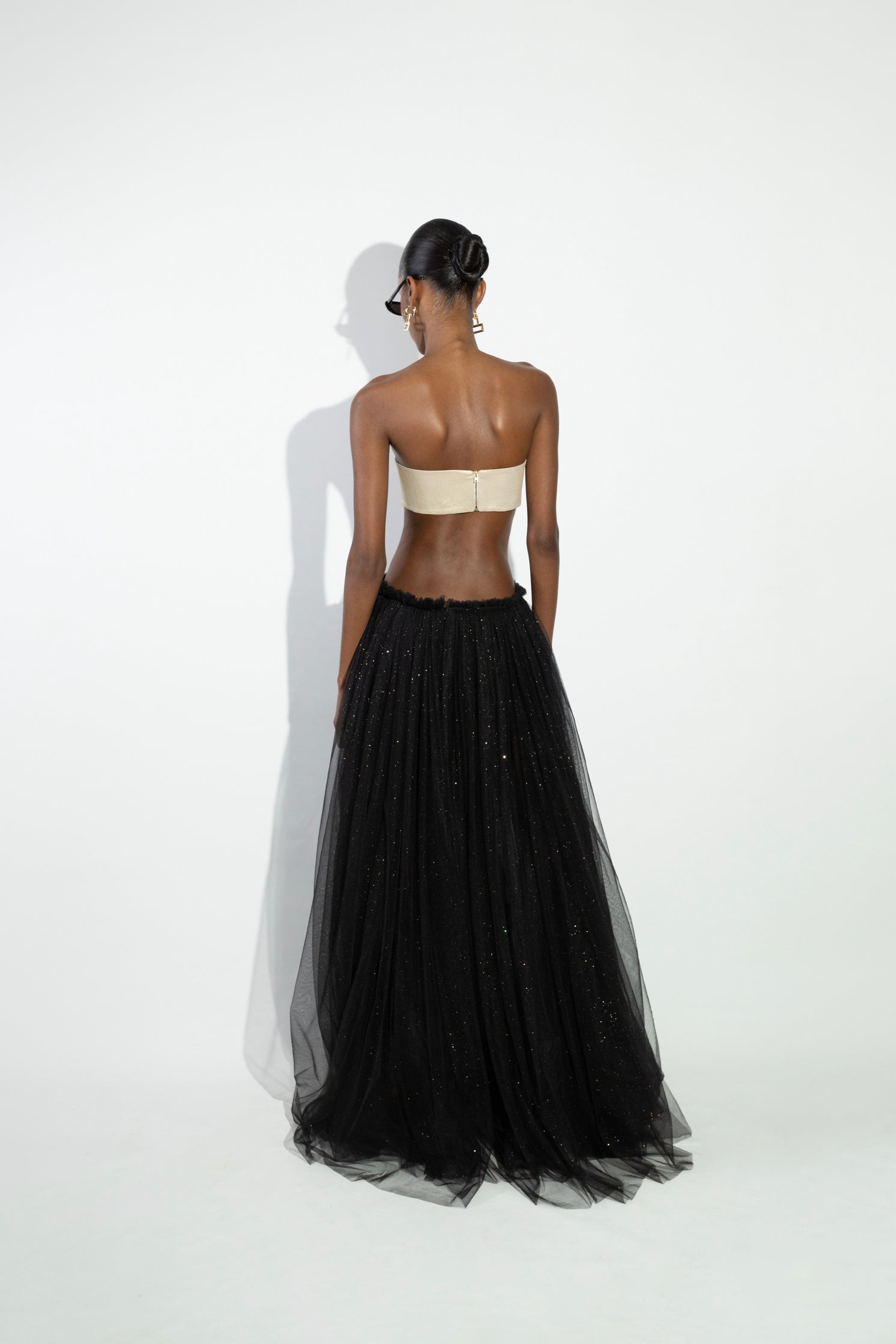 'Ann' Strapless buckled detailed cotton top and tulle maxi dress